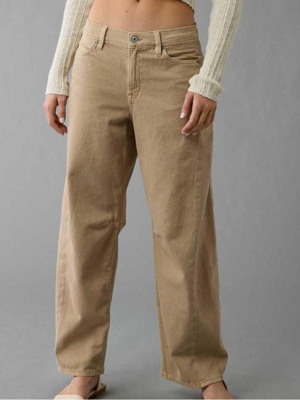 American Eagle Stretch Barrel Jeans in Khaki